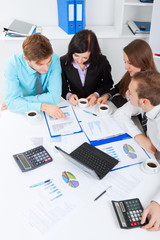 Fototapeta premium young business people in office