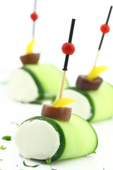 Finger food with Cucumber and cheese cream