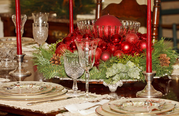 Red Christmas Centerpiece on Formal Dining Table