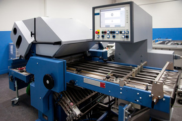 Print shop (press printing) - Finishing line