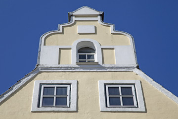 Fototapeta na wymiar Historyczna fasada w Flensburg, Niemcy
