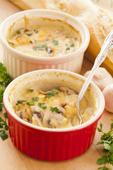 Pilze mit Käse überbacken
