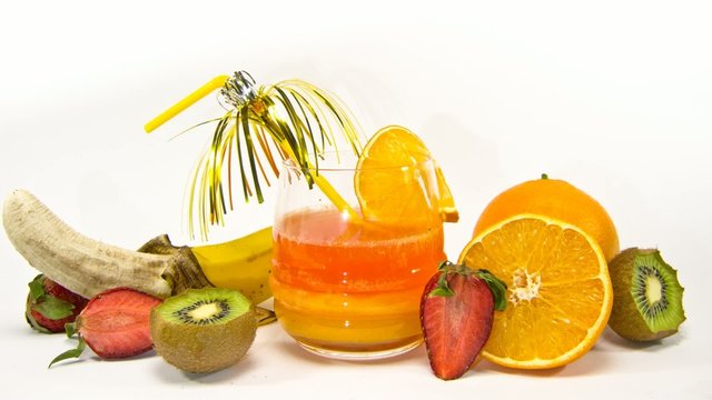 Obst im Pelz (Fruits in the Fur)