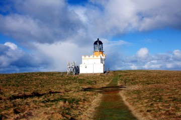 Fototapeta na wymiar Brough of Birsay Lighthouse