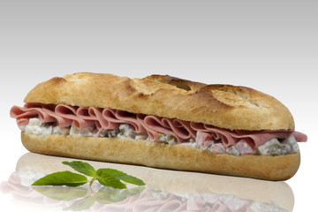 baugette sandwich and mint