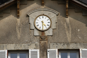 Fototapeta na wymiar Historic French Clock