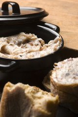 Lard with cracklings