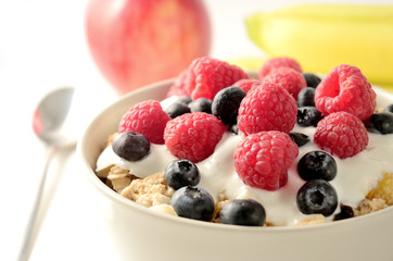 Muesli, yogurt and berries