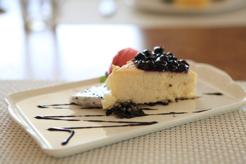 Berry fruit cake
