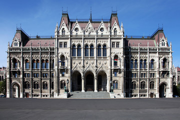 Fototapeta na wymiar Eingang zum Parlament