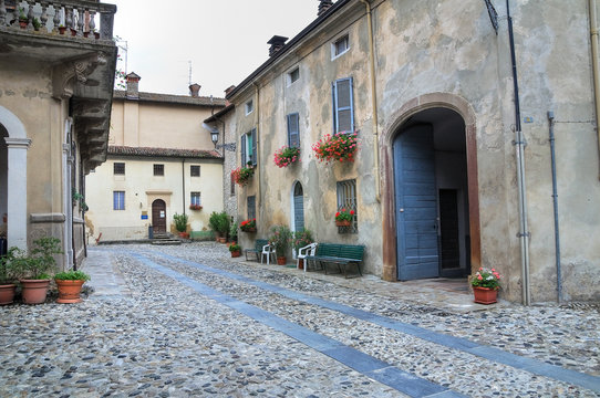 Alleyway. Travo. Emilia-Romagna. Italy.