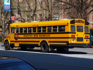 Fototapeta na wymiar Bus scolaire à New-york