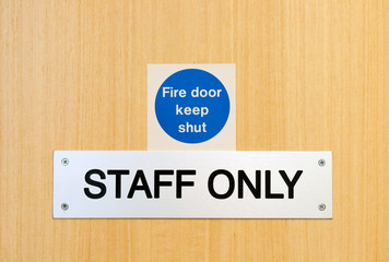 Staff only sign - 40571136