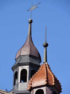 Dachschmuck am Rathaus Dresden-Leuben