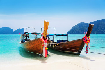national Thailands boat at islands - obrazy, fototapety, plakaty