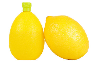 Zitrone und Zitronensaft