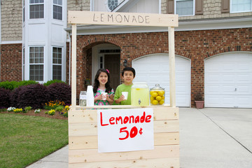 Lemonade Stand - 40589786