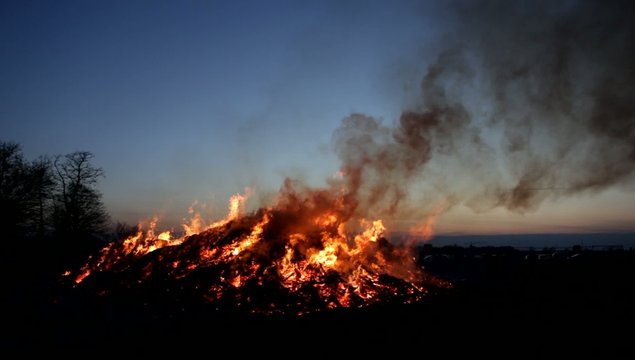 Osterfeuer