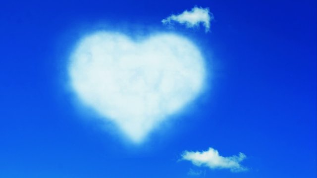 heart from cloud on sky
