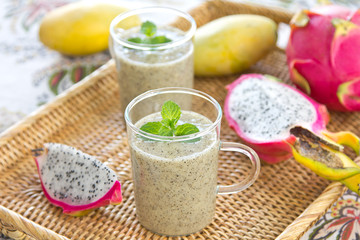 Dragon fruit and Mango smoothie