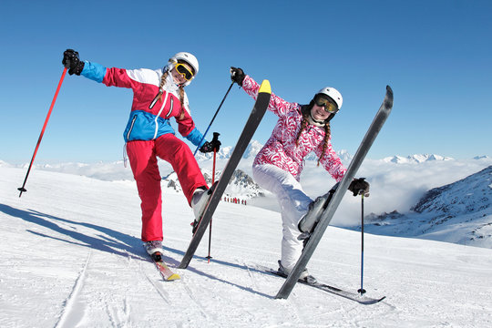 ski et figures sur les pites