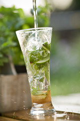 Water with mint and lemon