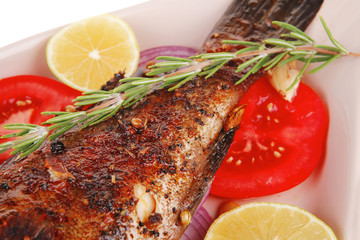 served main course: whole fried seabass