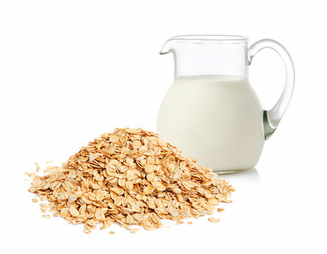 Oat flakes and milk