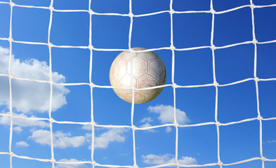 fliegender ball