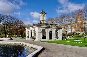 Obraz premium Pavillon, Italian Gardens, Hyde Park. London.