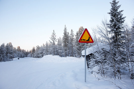 Verkehrsschild in Schweden