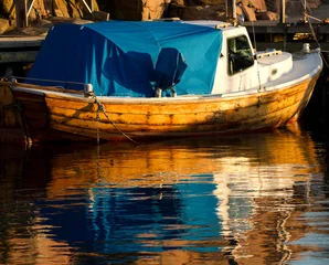 Foto op Canvas Kleurrijke Vissersboot © Paul Murray Photo