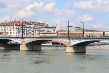 Pont de chemin de fer