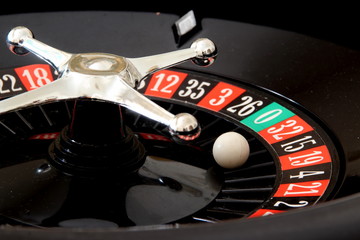 Obraz premium roulette casino sphere on black