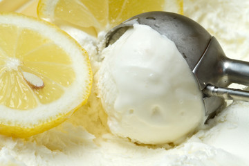 gelato al limone
