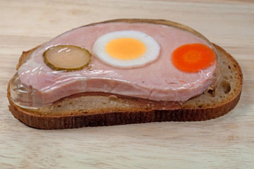 Sülzkotelett auf Brot
