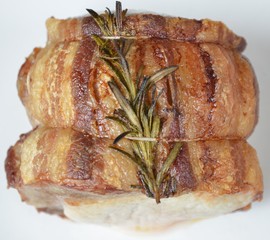 arista di maiale con pancetta e rosmarino