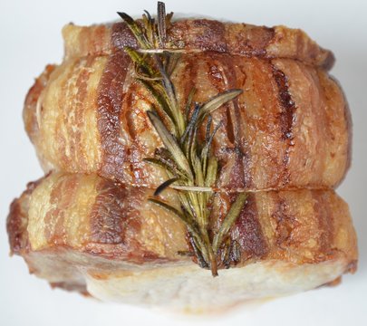 arista di maiale con pancetta e rosmarino