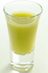 kiwi, apple and lime smoothies