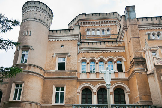 Neo-gothic castle - Narzymski Palace / Jablonowo Pomorskie 1853