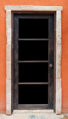 Fototapeta na wymiar Włoski styl drzwi
