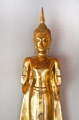 gold image of buddha ancient art