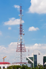 Telecommunications tower