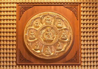 Image of golden Buddha