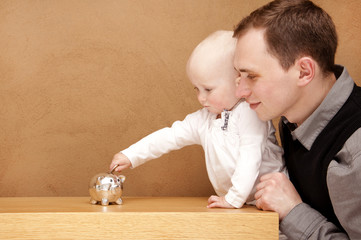 child learns to save money