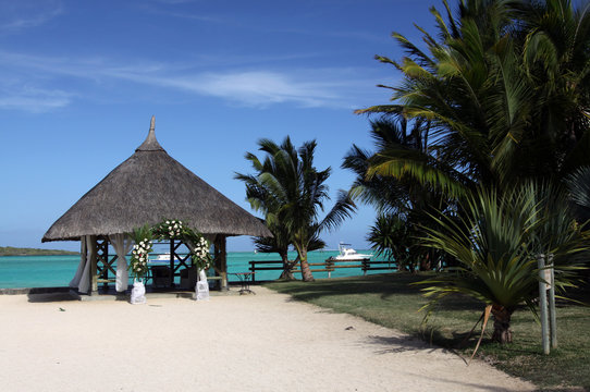 Hochzeitspavillon am Strand von Mauritius