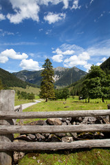 Fototapeta na wymiar Landschaft Berge