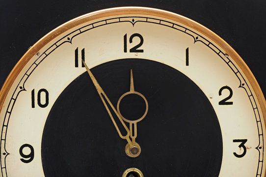 Wall retro clock