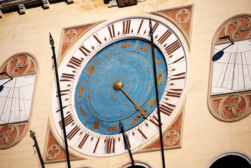 Fototapeta na wymiar astrologiczny zegar, Bassano del Grappa