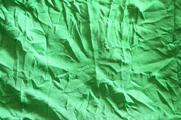 yeşil kırışık kumaş